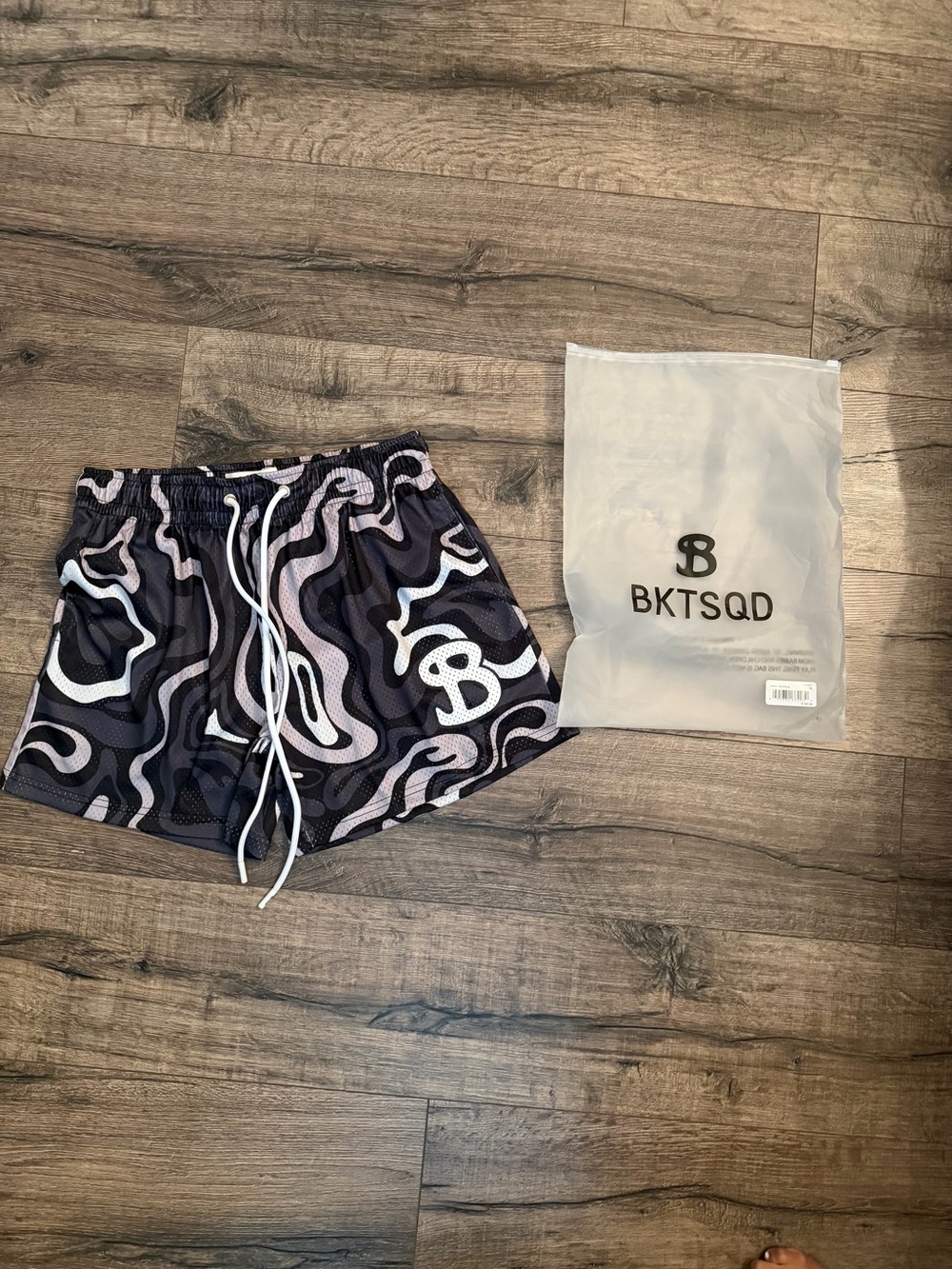 Men’s Bucket Squad shorts